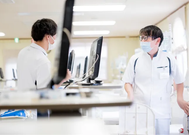 緑野クリニックの透析室での治療風景